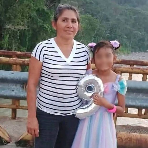 Miriam Cruz Alpuche y su nieta